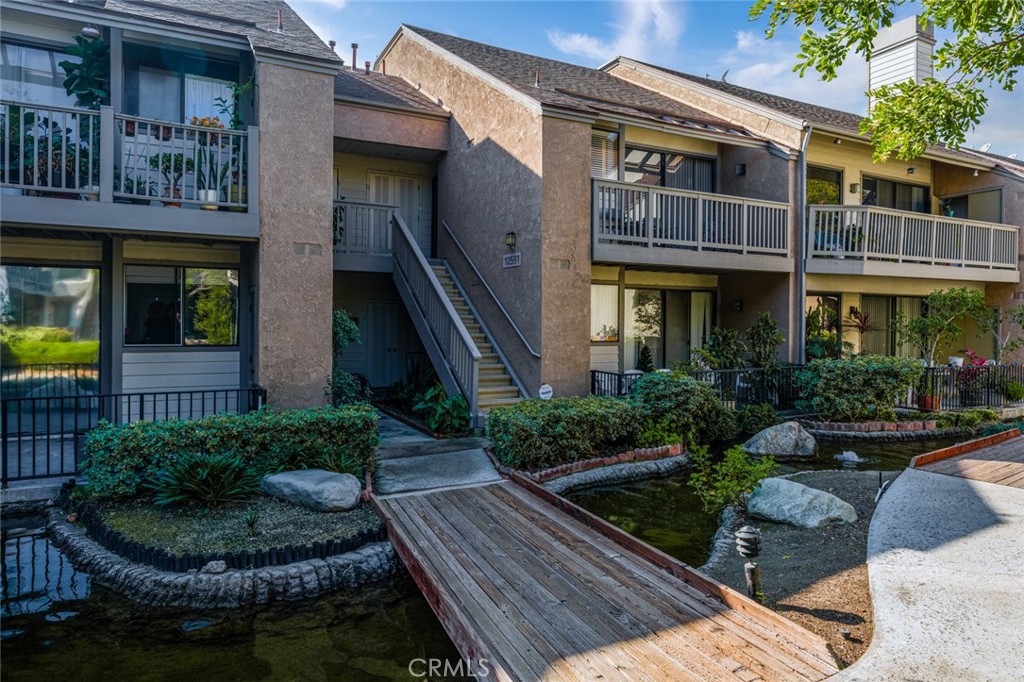 10591 Lakeside Drive S D-198