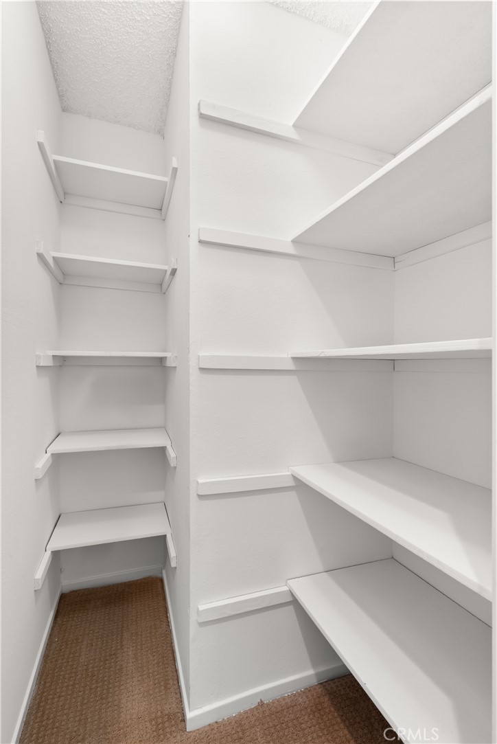 25502 La Mirada Street