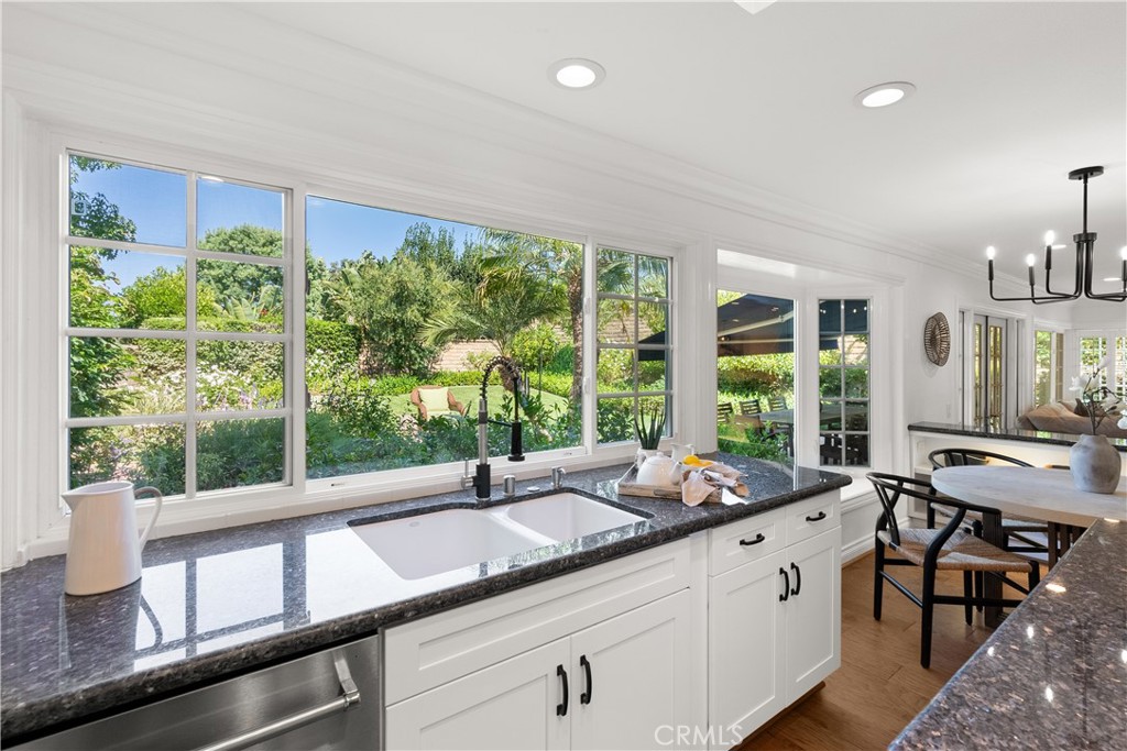 25502 La Mirada Street