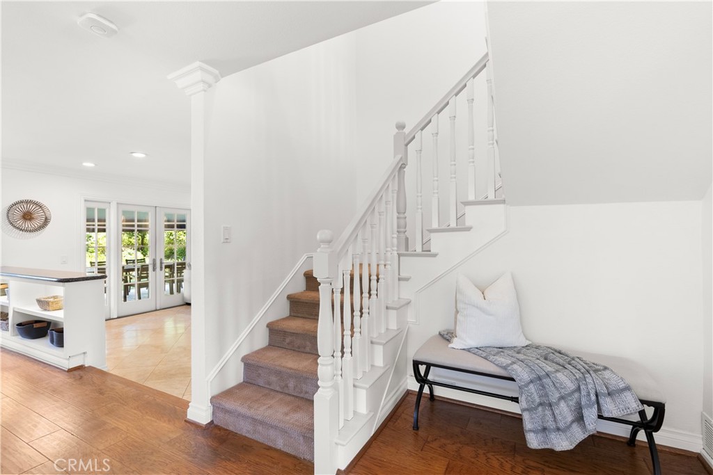 25502 La Mirada Street