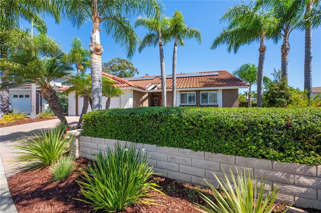 23961 Dovekie Circle