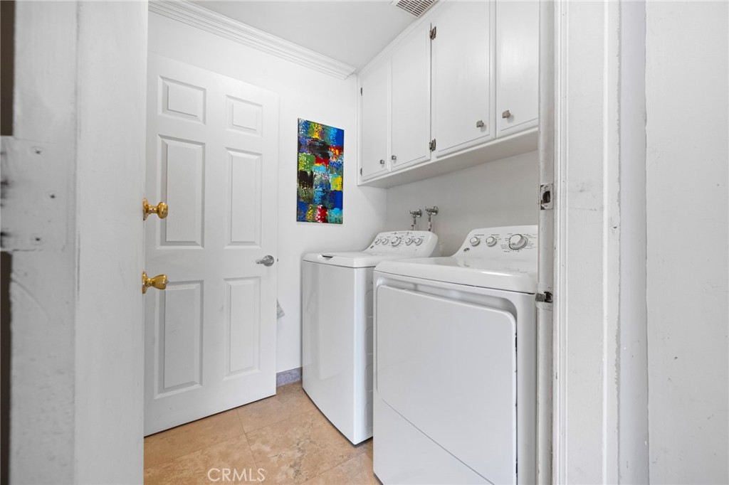 23961 Dovekie Circle