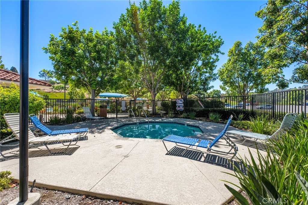 23961 Dovekie Circle