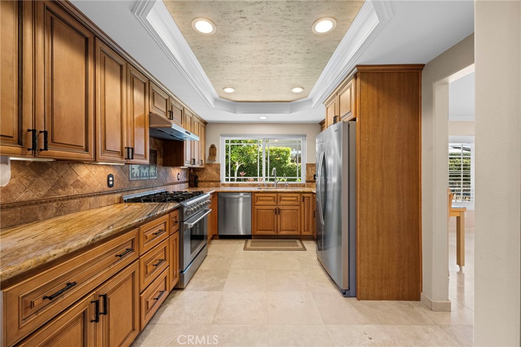 23961 Dovekie Circle