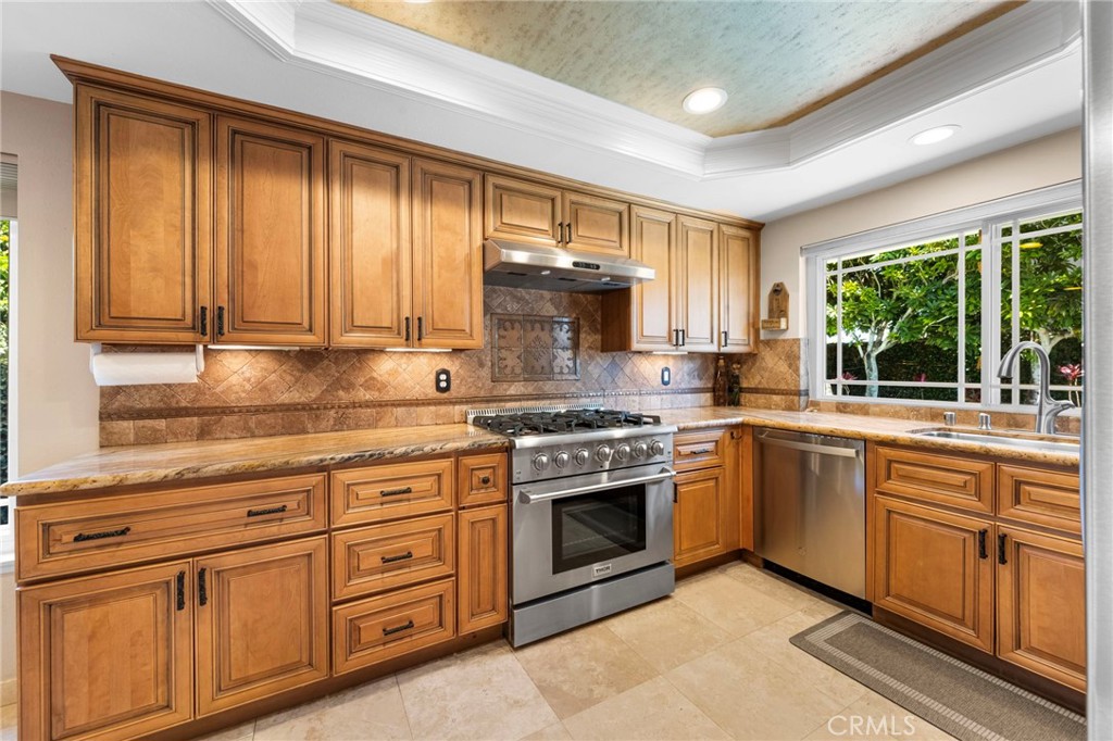 23961 Dovekie Circle