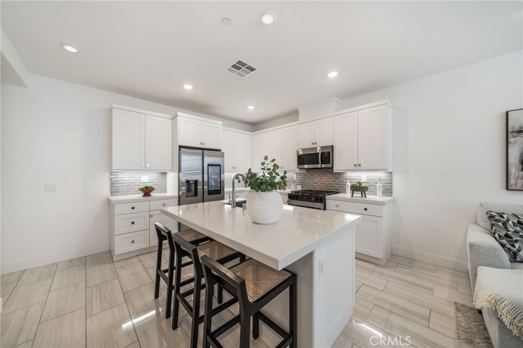 3040 Cove Court