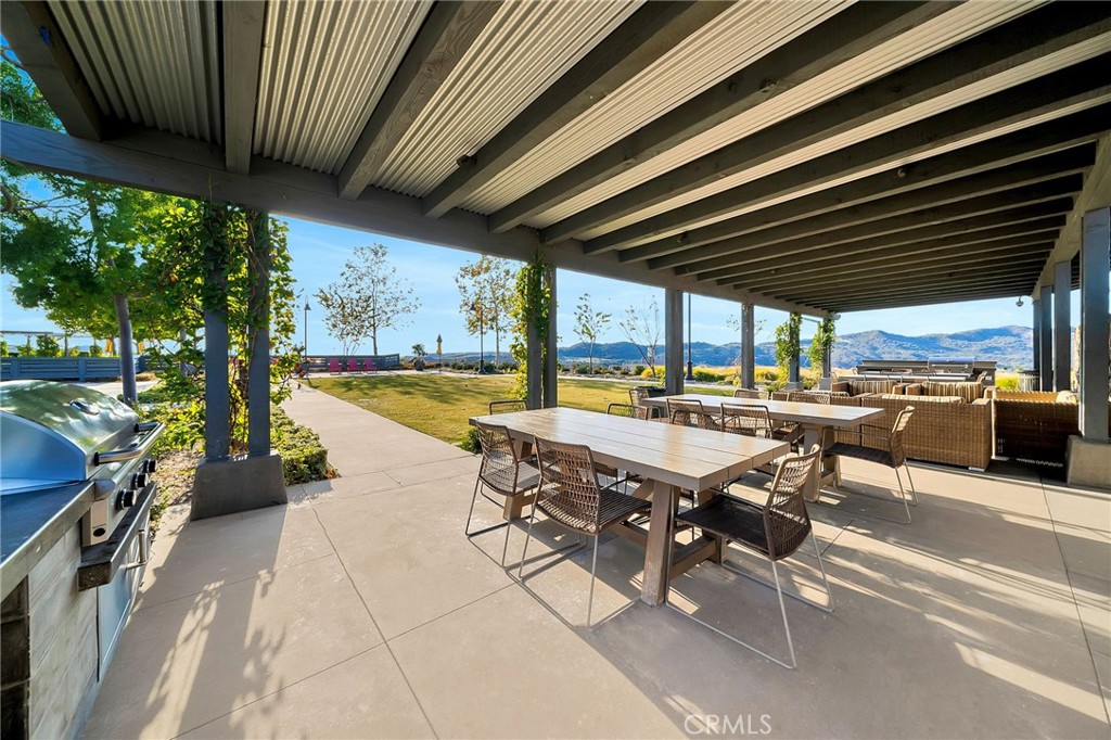 3040 Cove Court