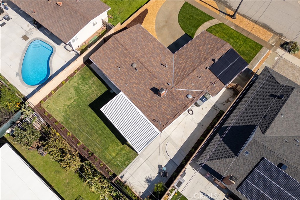 606 N Wrightwood Drive