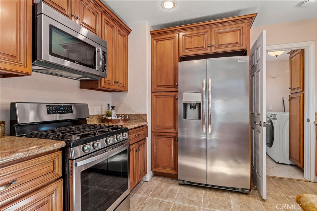 606 N Wrightwood Drive