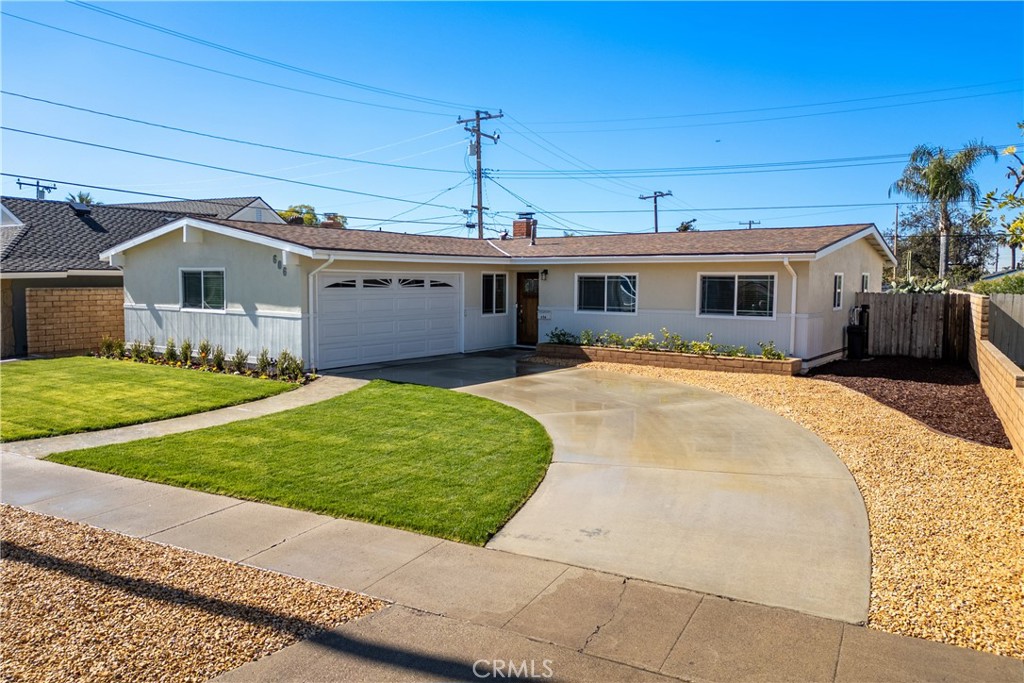 606 N Wrightwood Drive