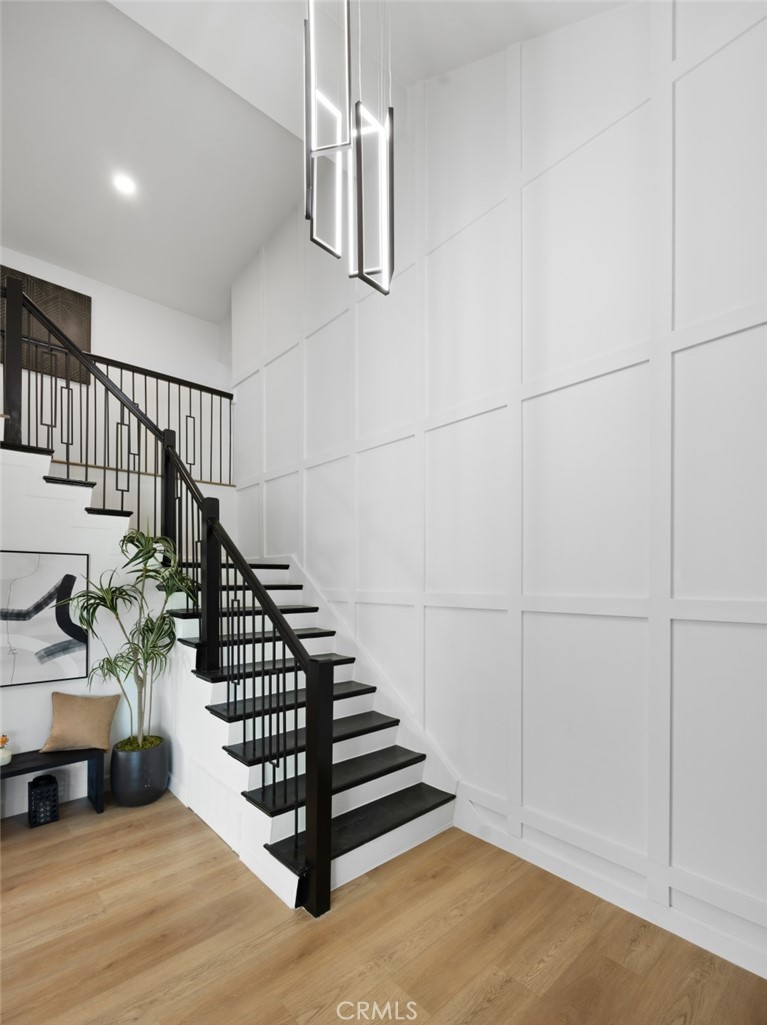 1165 N California Street