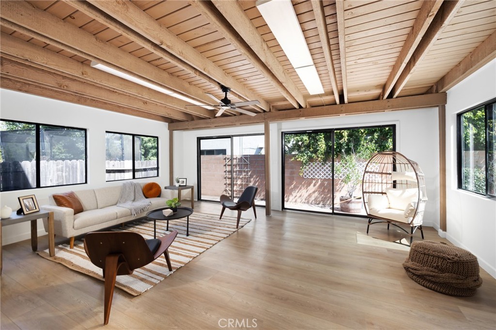 1165 N California Street