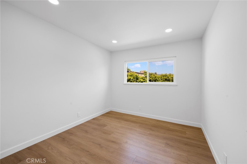 1165 N California Street