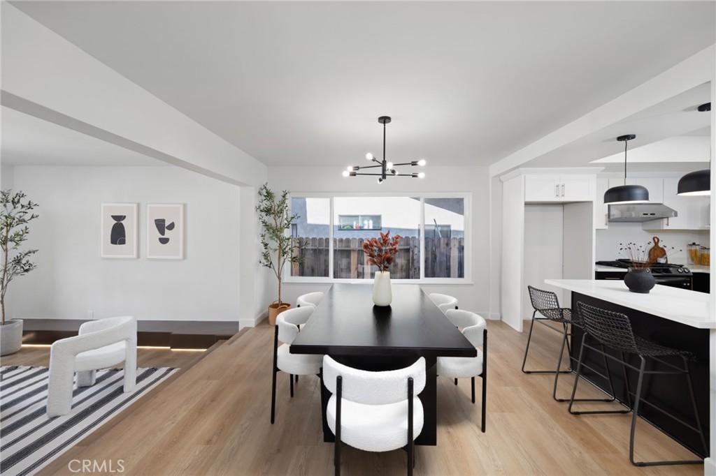 1165 N California Street