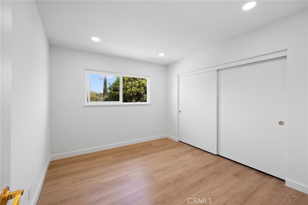 1165 N California Street