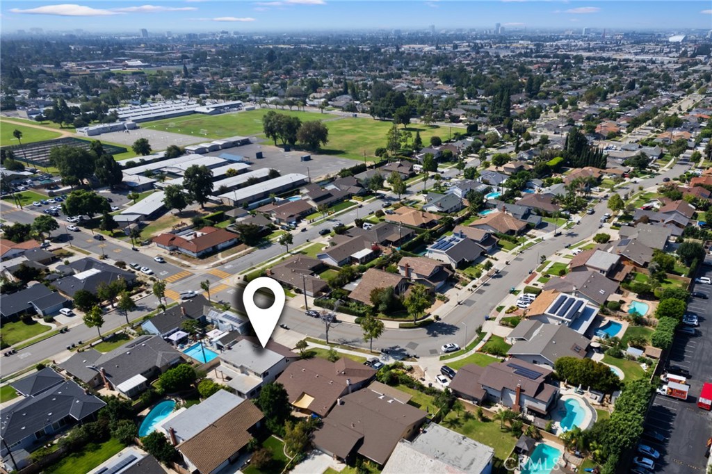 1165 N California Street