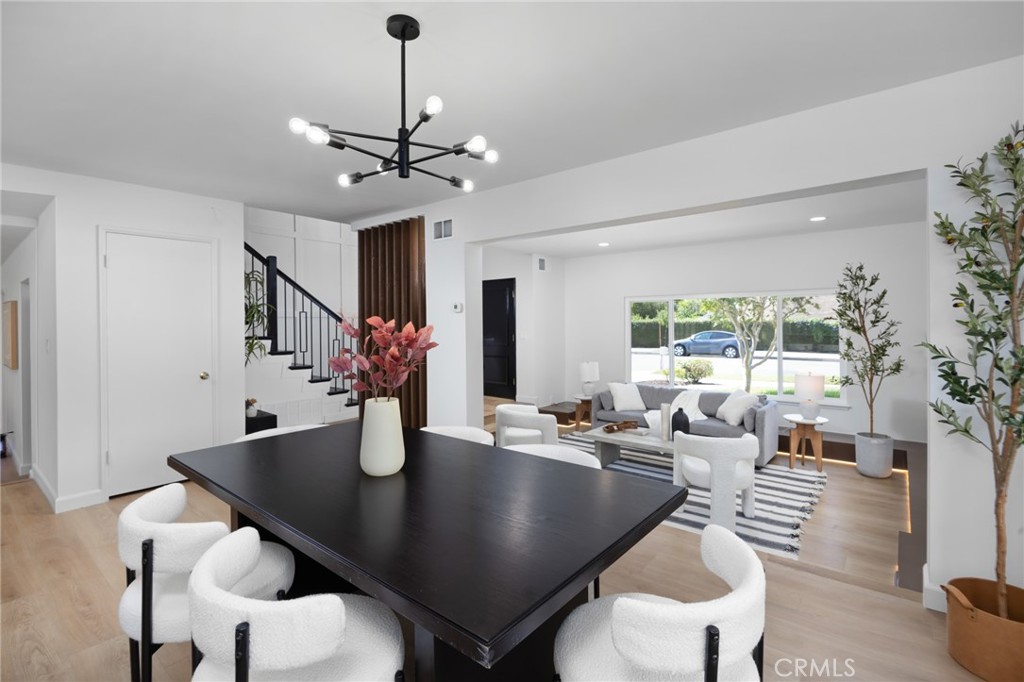 1165 N California Street