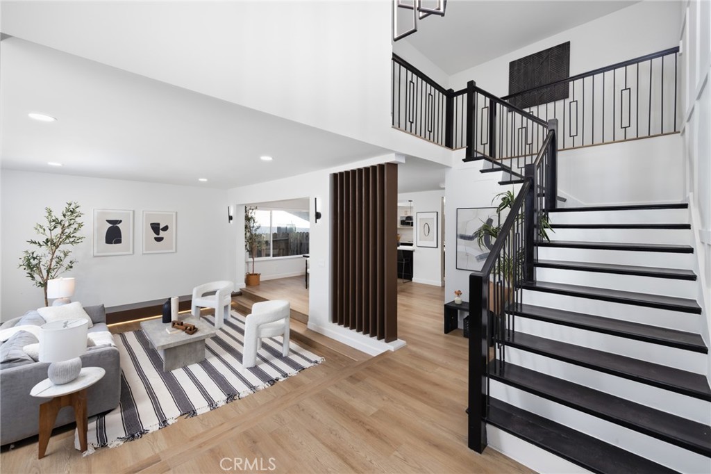 1165 N California Street