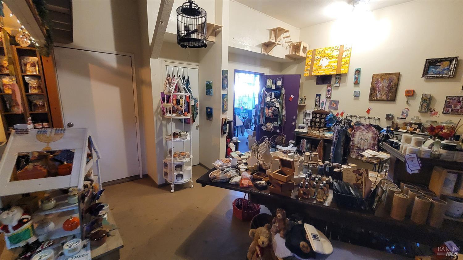 12060 Hwy 116 Highway