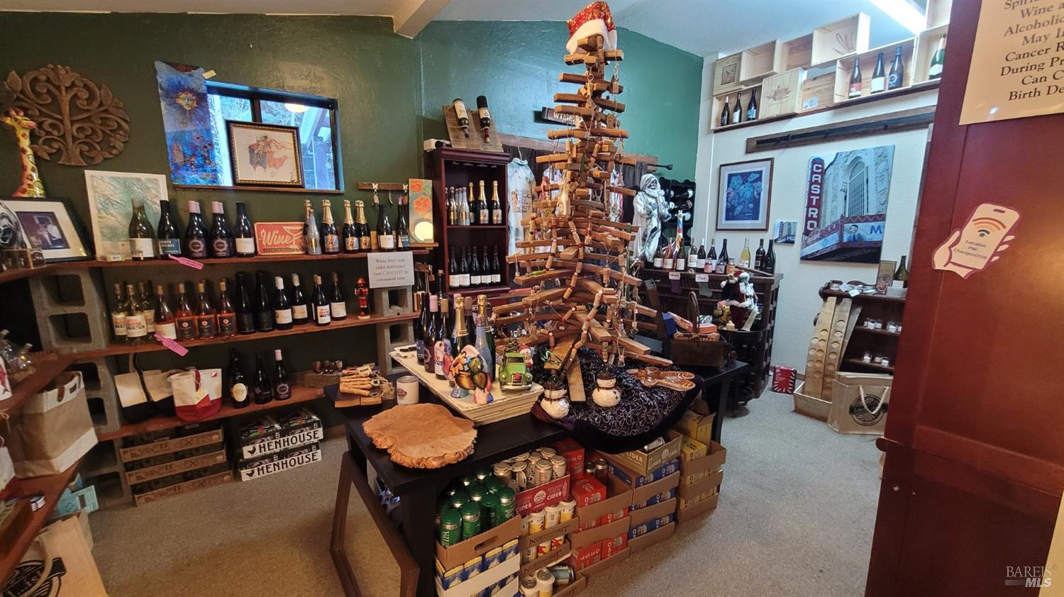 12060 Hwy 116 Highway