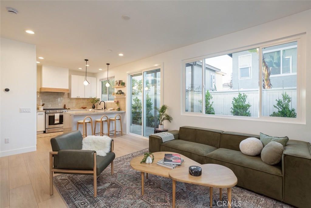 91 Woodcrest Lane