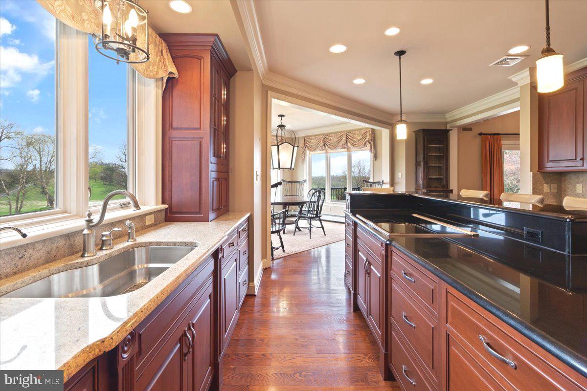 1109 Deer Run Rd