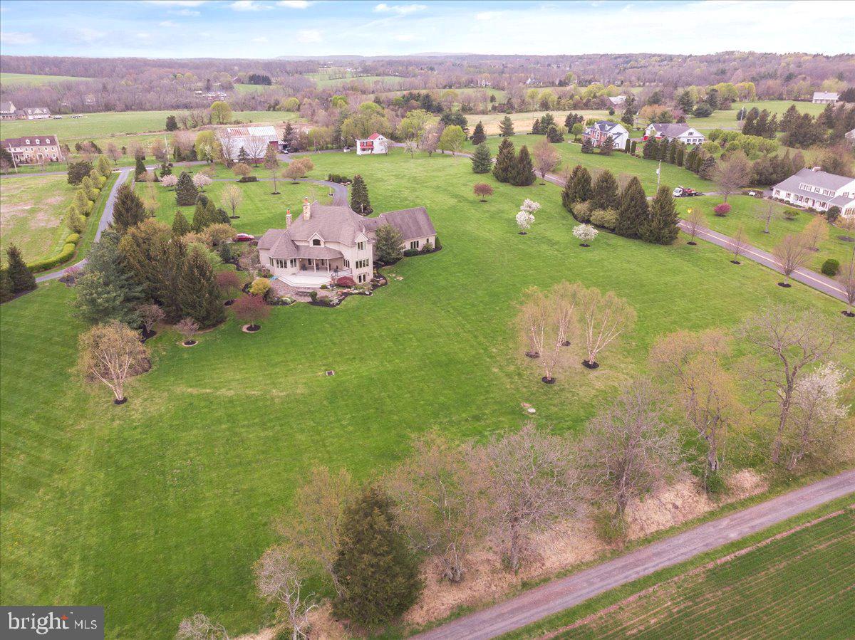 1109 Deer Run Rd