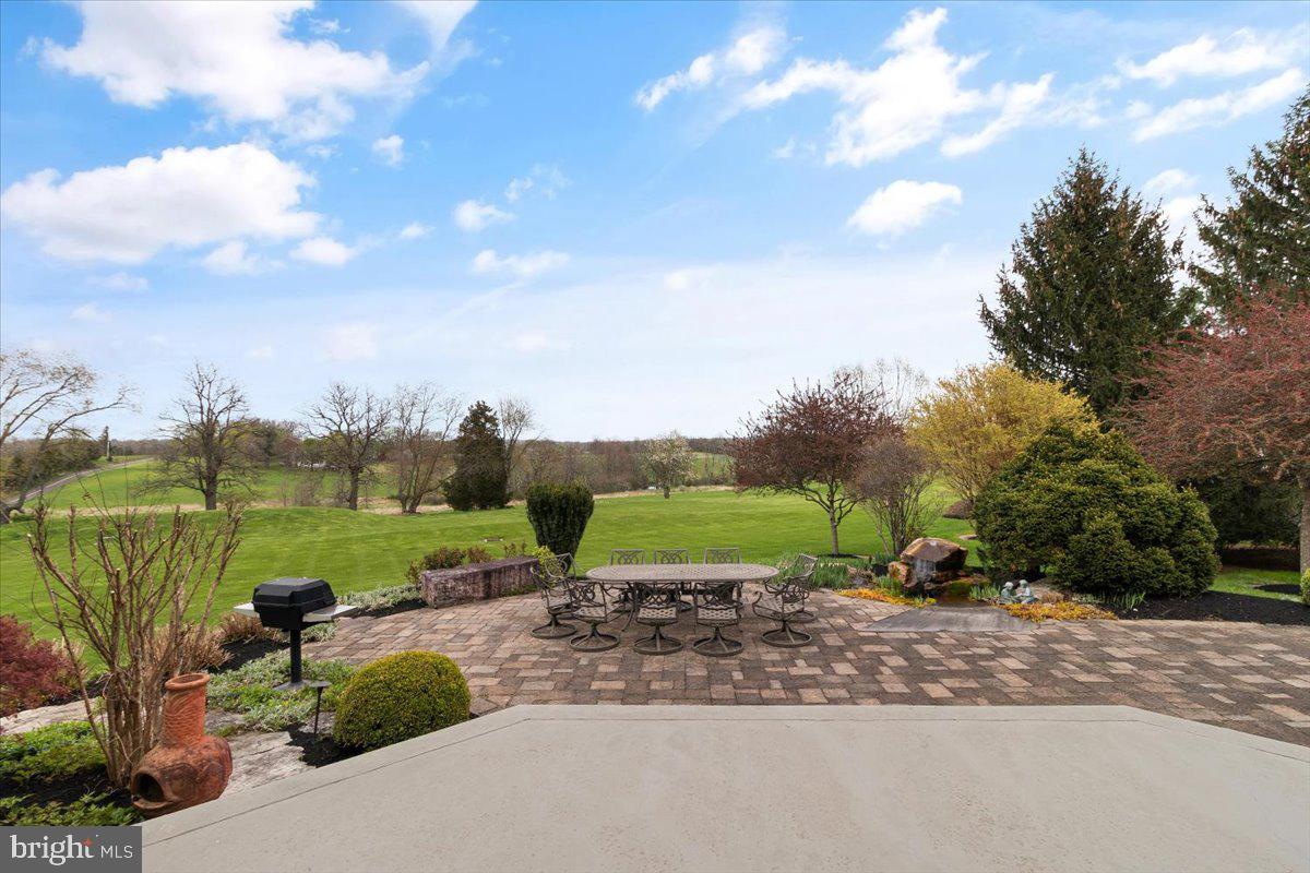 1109 Deer Run Rd