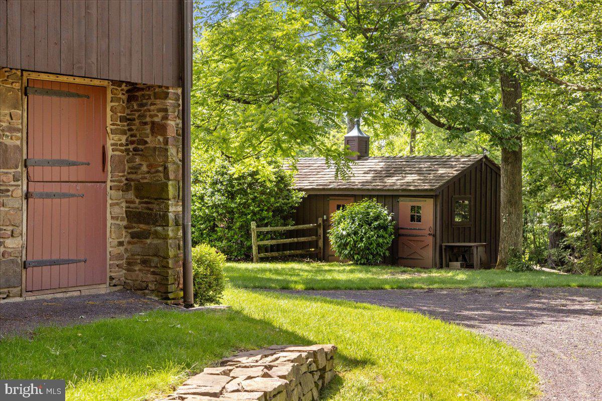 1020 Rickert Rd