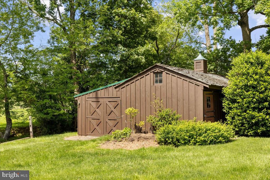 1020 Rickert Rd