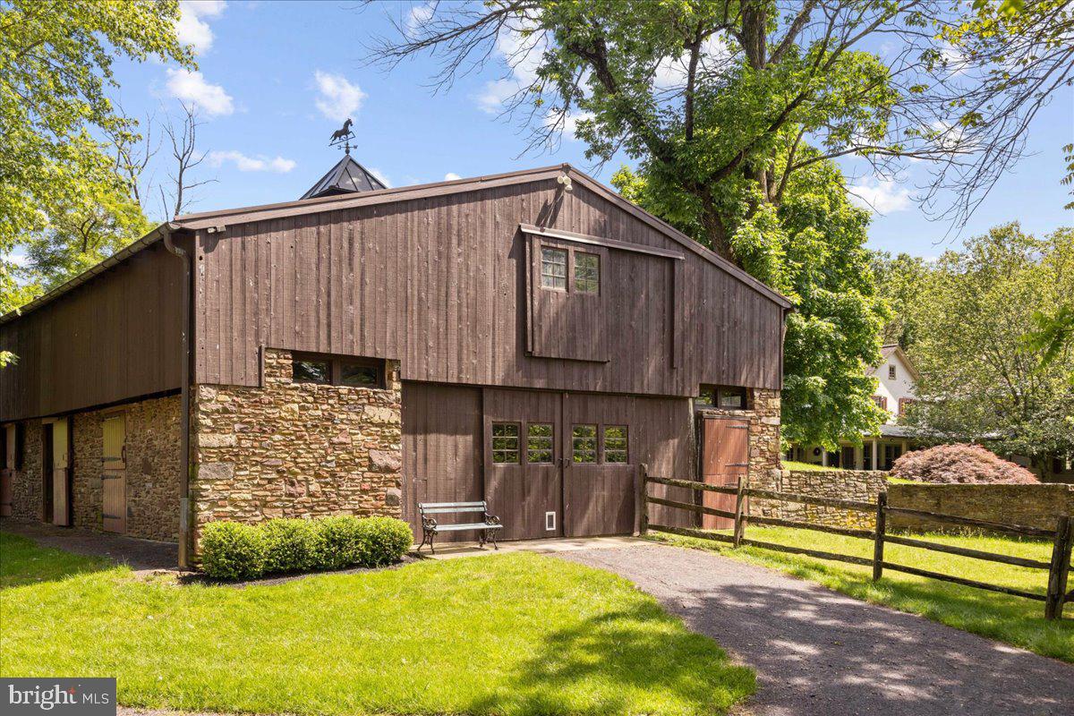 1020 Rickert Rd
