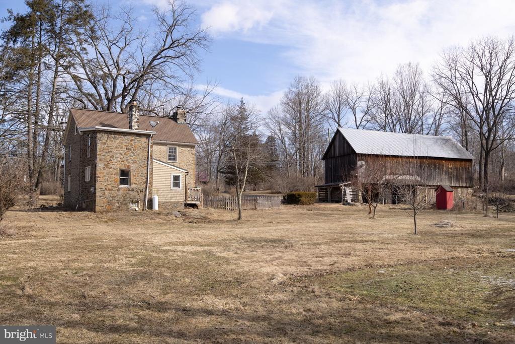 1316 E Thatcher Rd