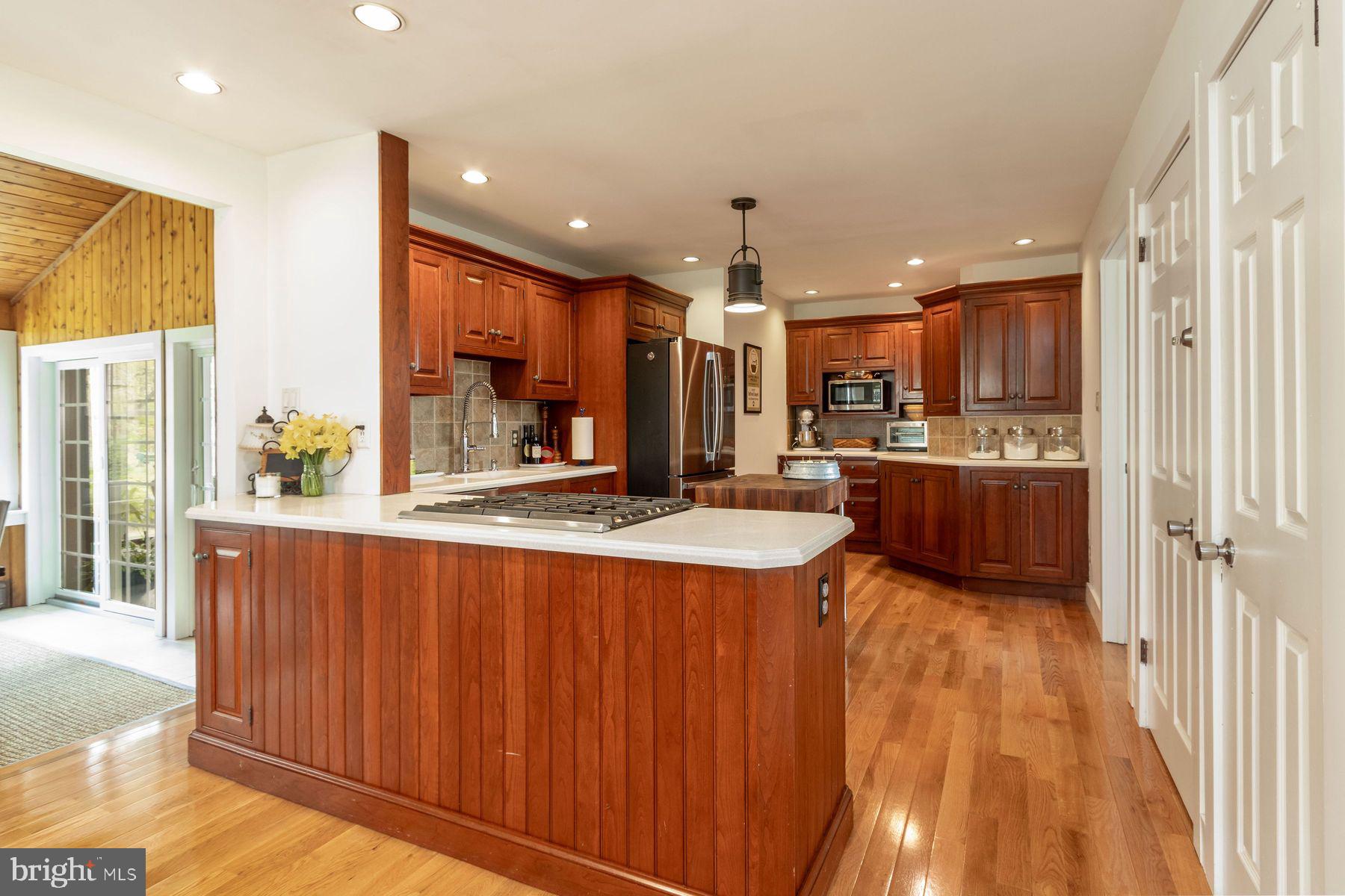 161 Dark Hollow Rd