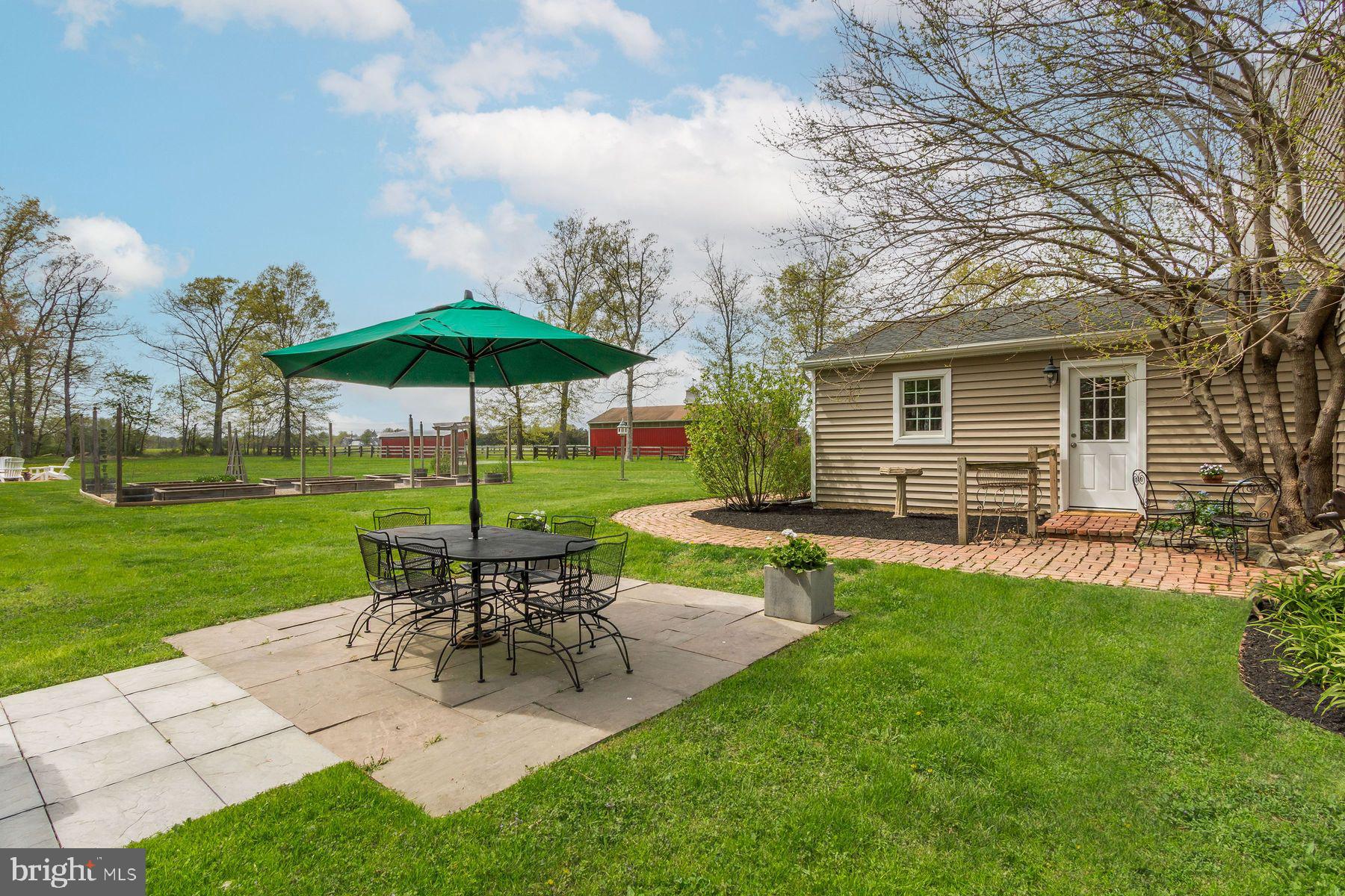 161 Dark Hollow Rd