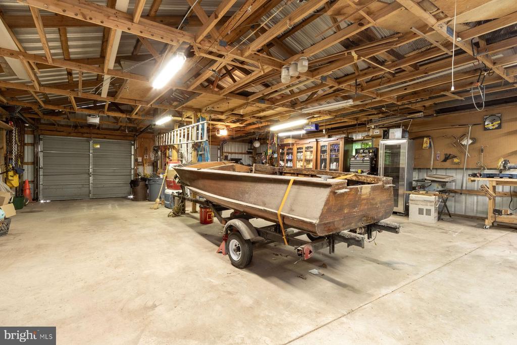 188 Old Canal Ln
