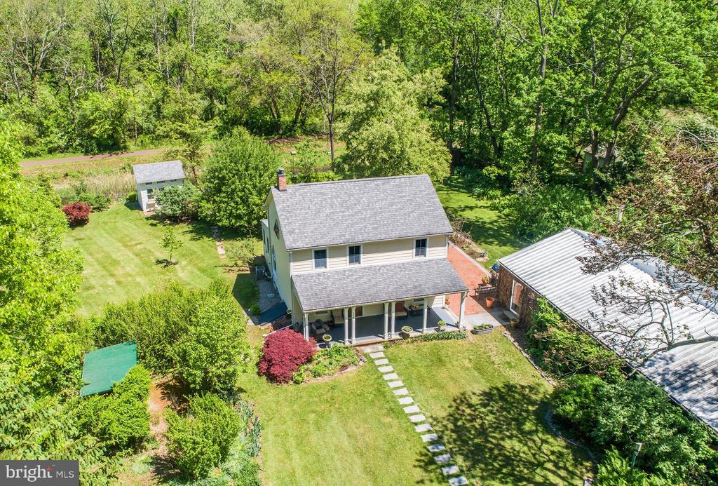 188 Old Canal Ln