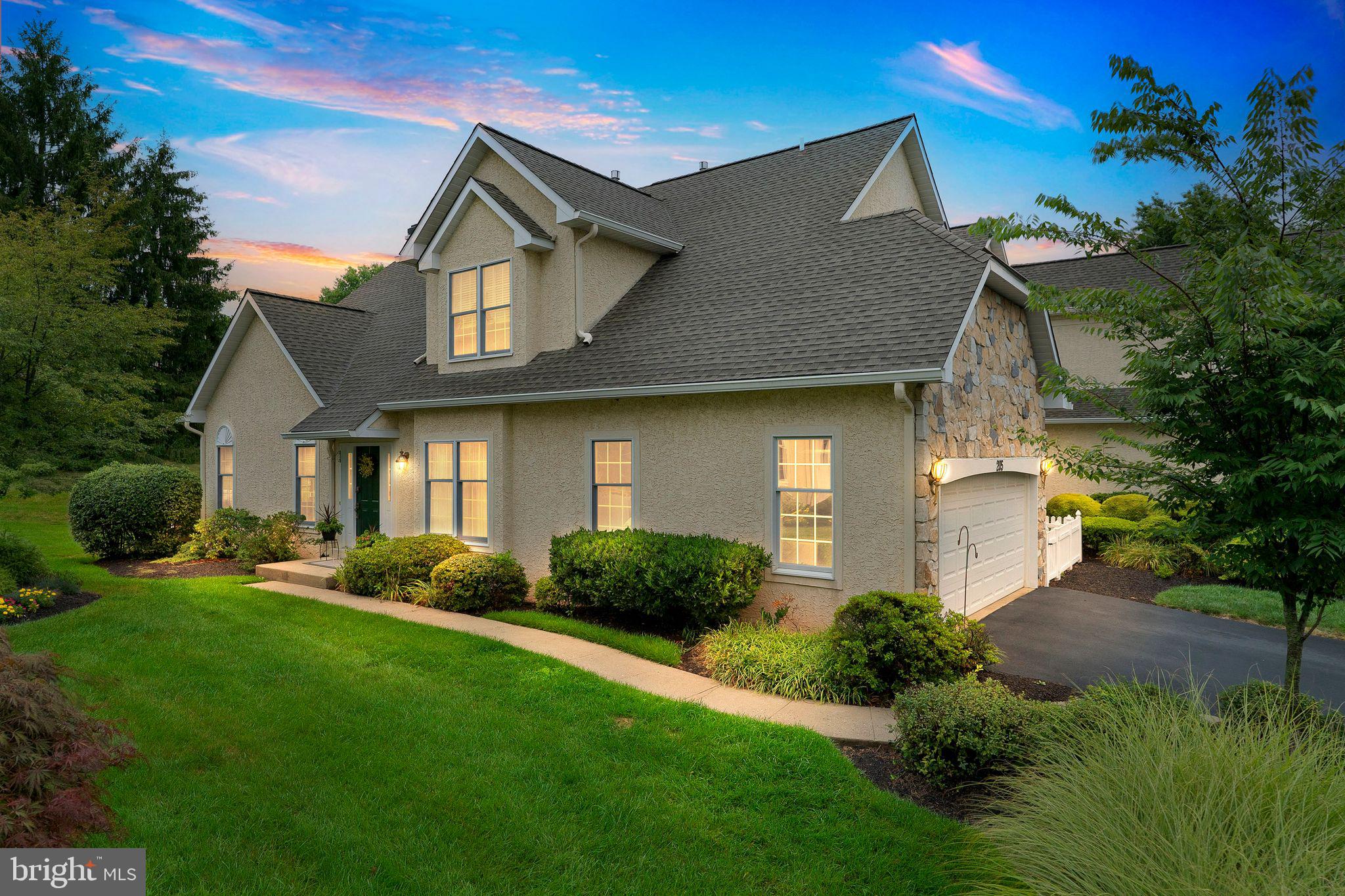 205 Saint Andrews Ct