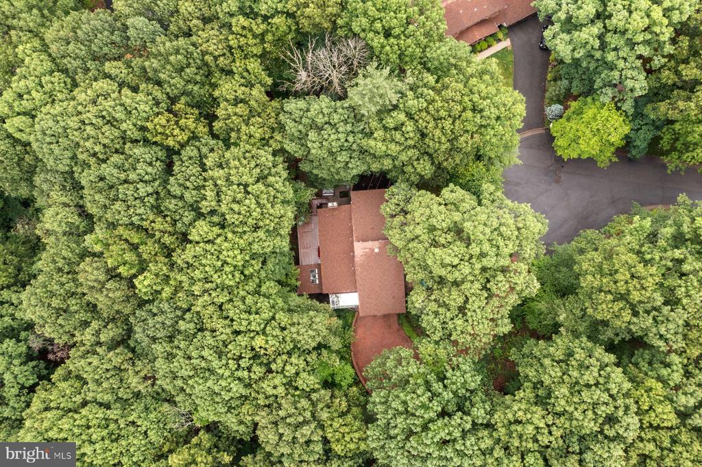 3385 WOODBRIDGE CIRCLE