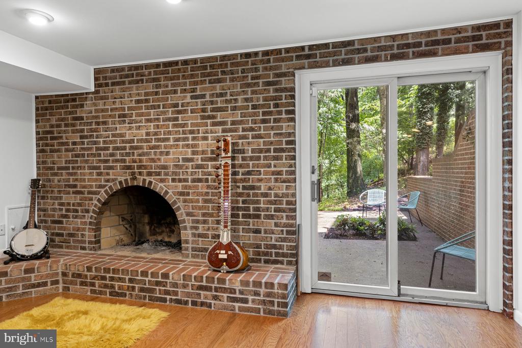 3385 WOODBRIDGE CIRCLE