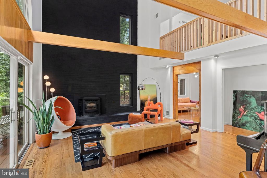 3385 WOODBRIDGE CIRCLE