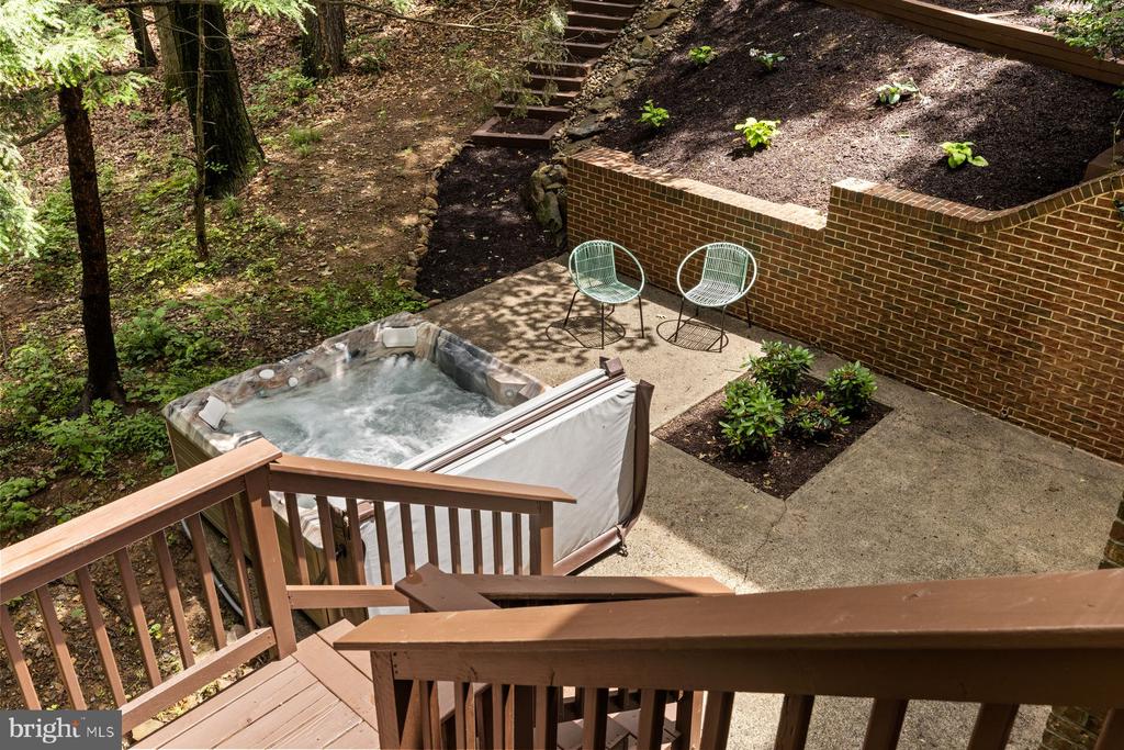 3385 WOODBRIDGE CIRCLE