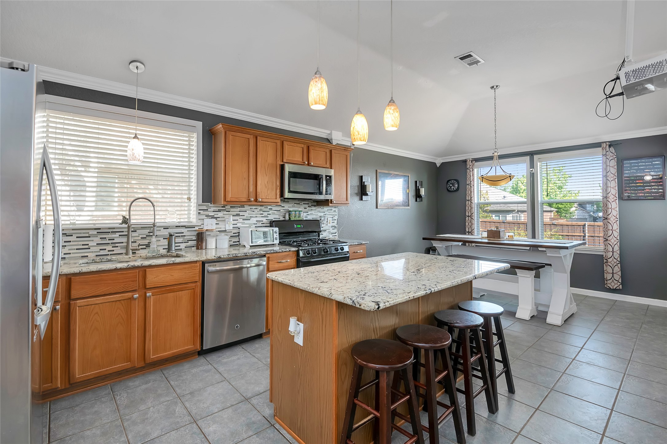 5913 Secco Court