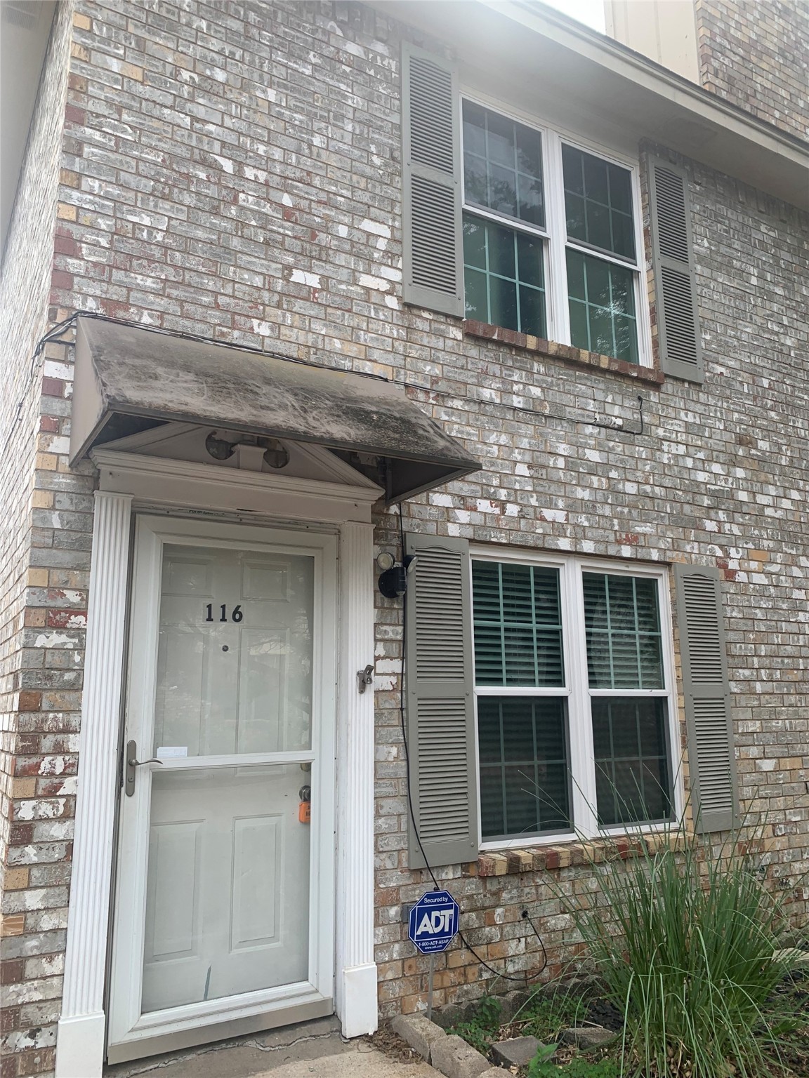 116 Graystone Place