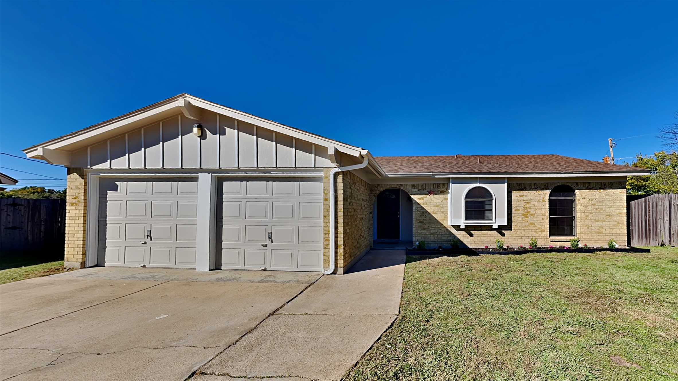 6425 Dorchester Trail