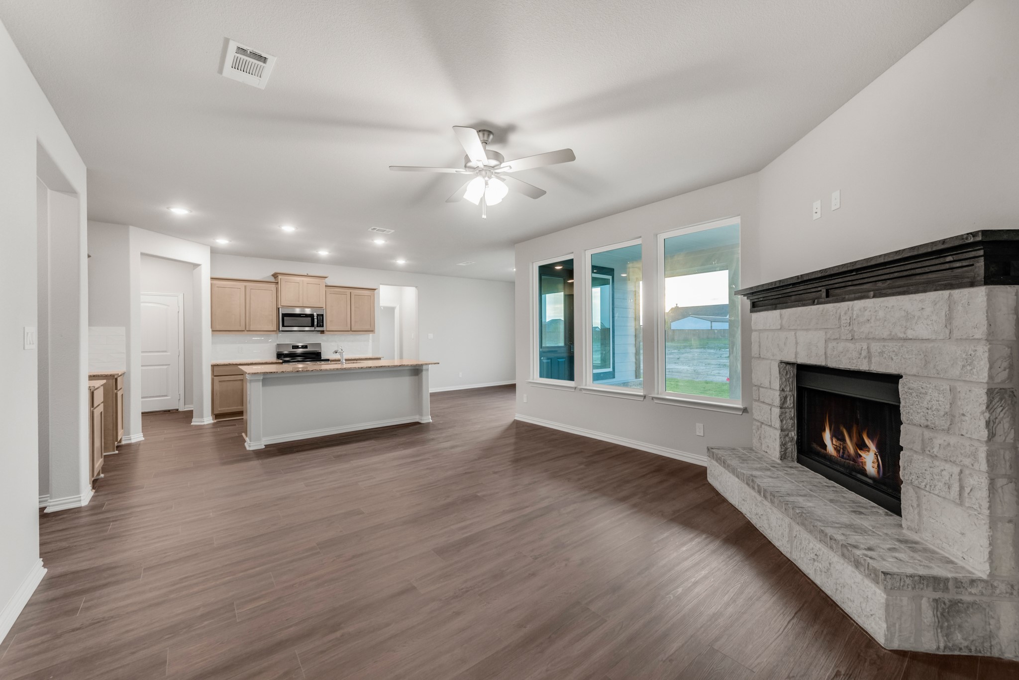 2904 Mossy Oak Drive