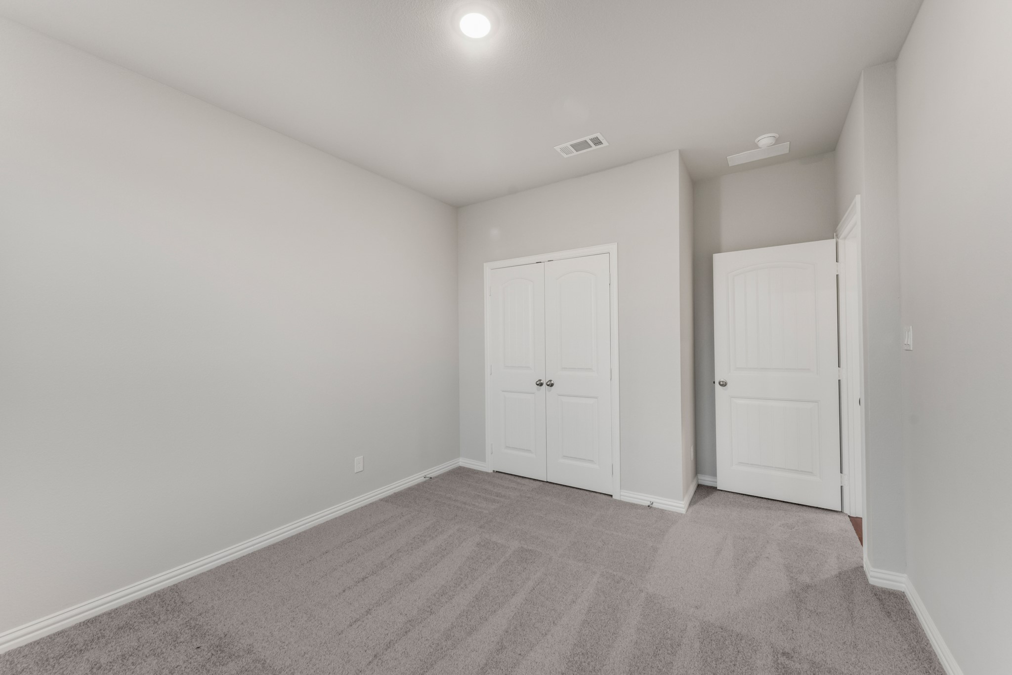 2904 Mossy Oak Drive
