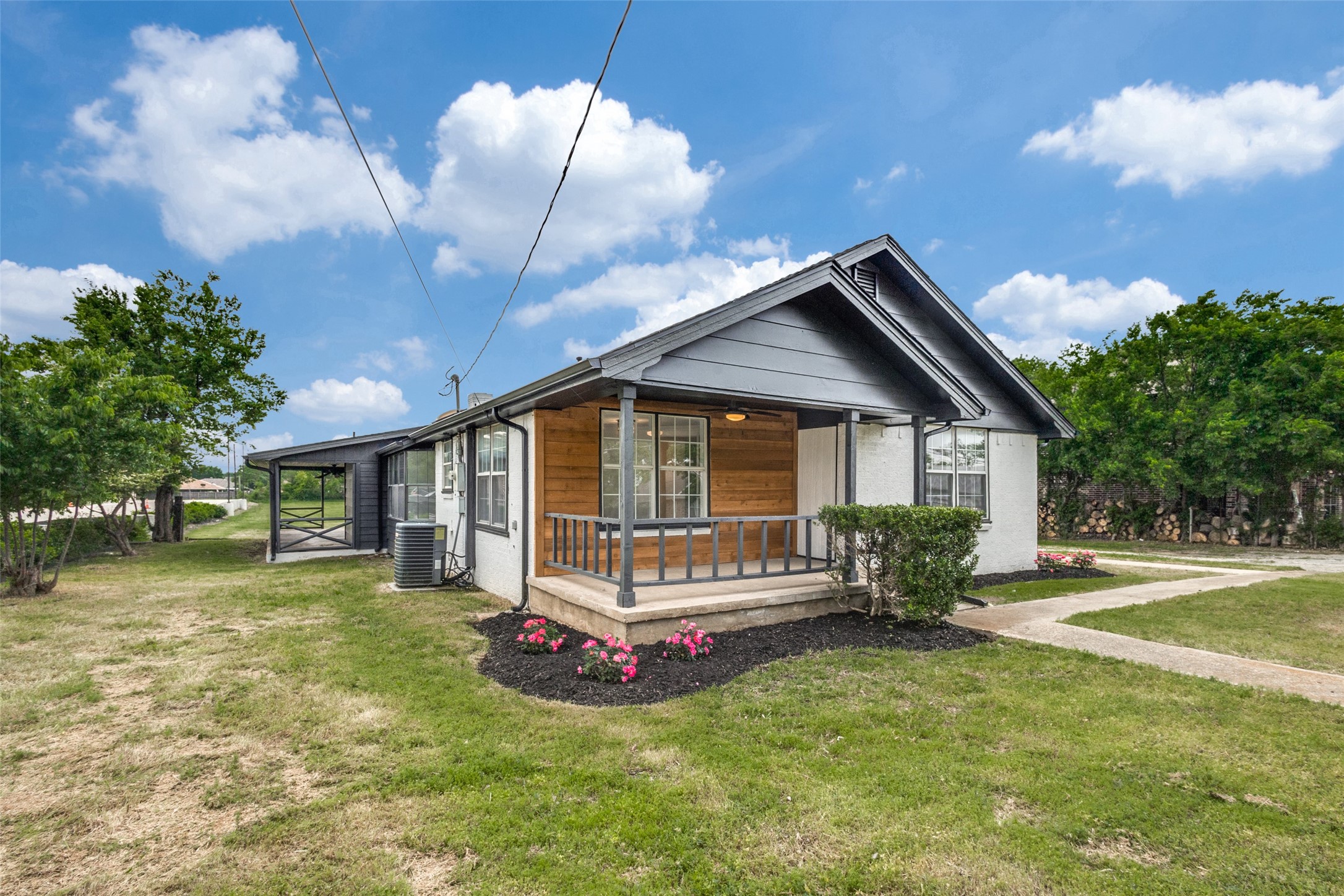 604 Dallas Drive