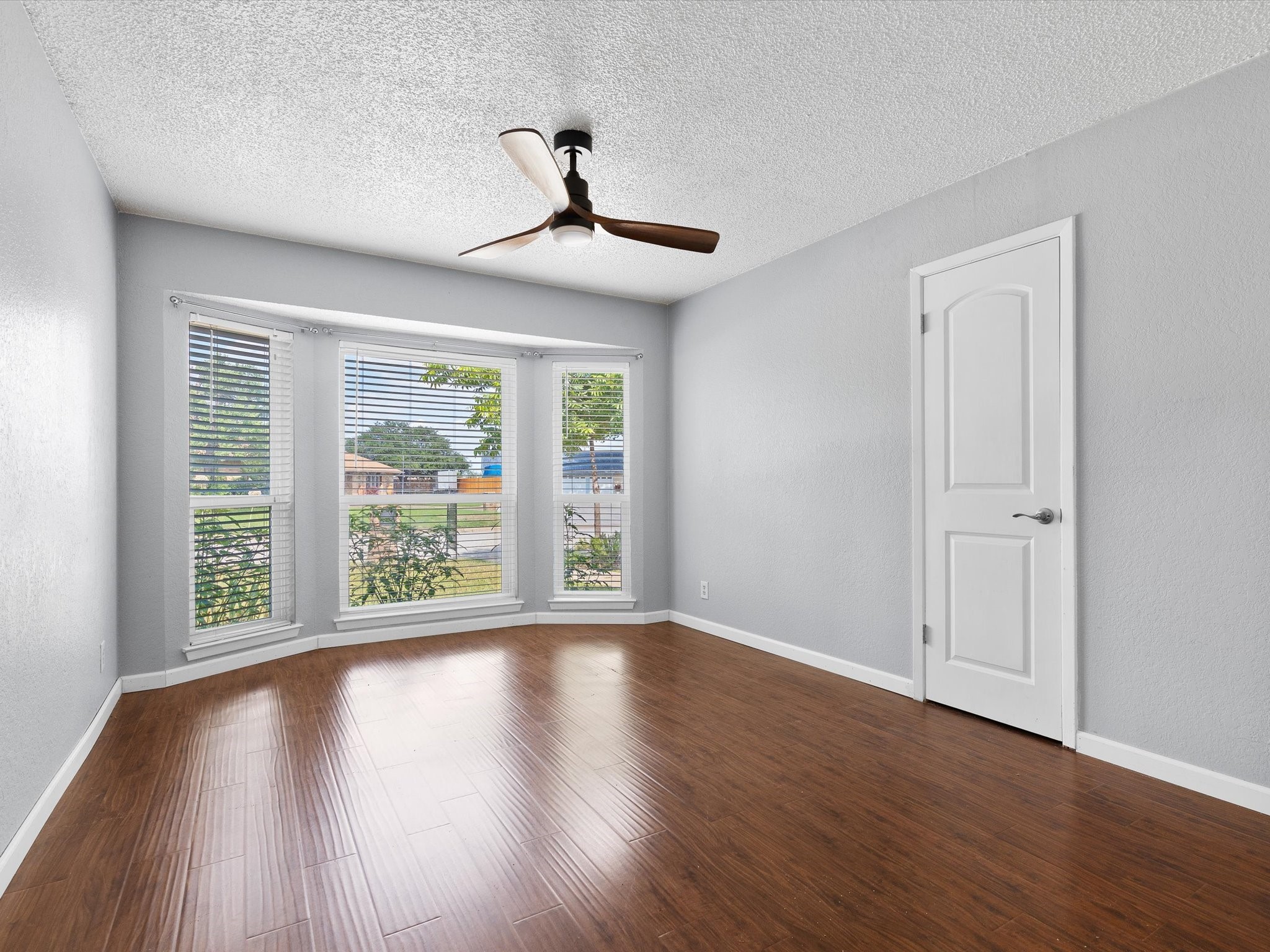 312 Rim Rock Drive