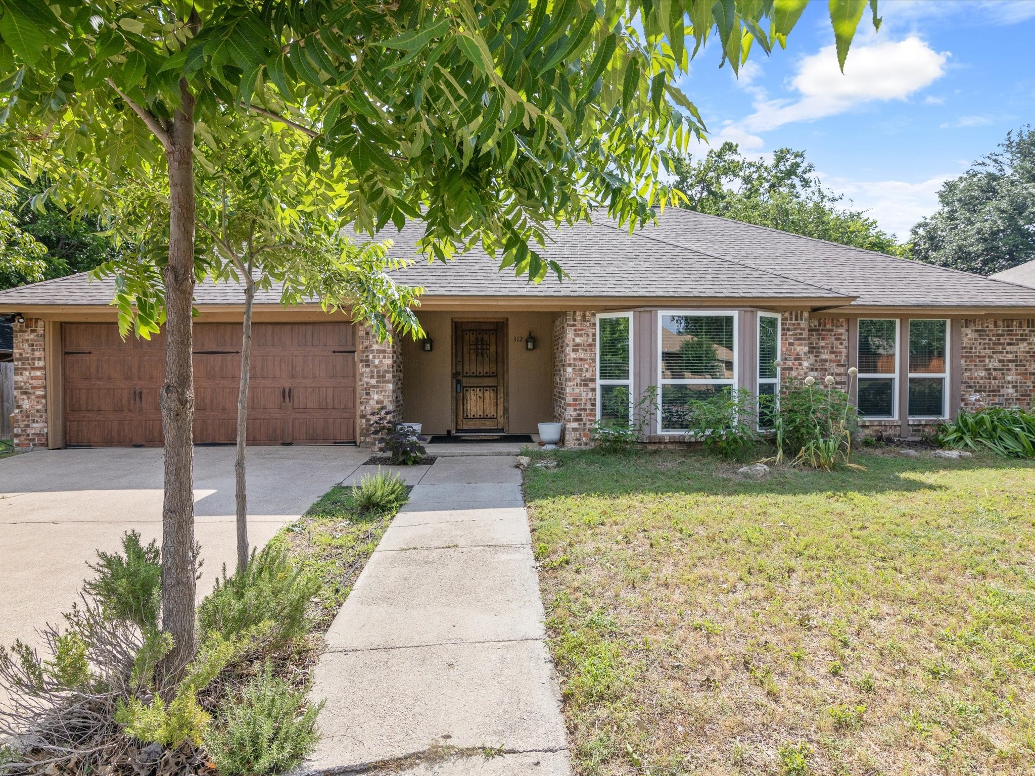 312 Rim Rock Drive