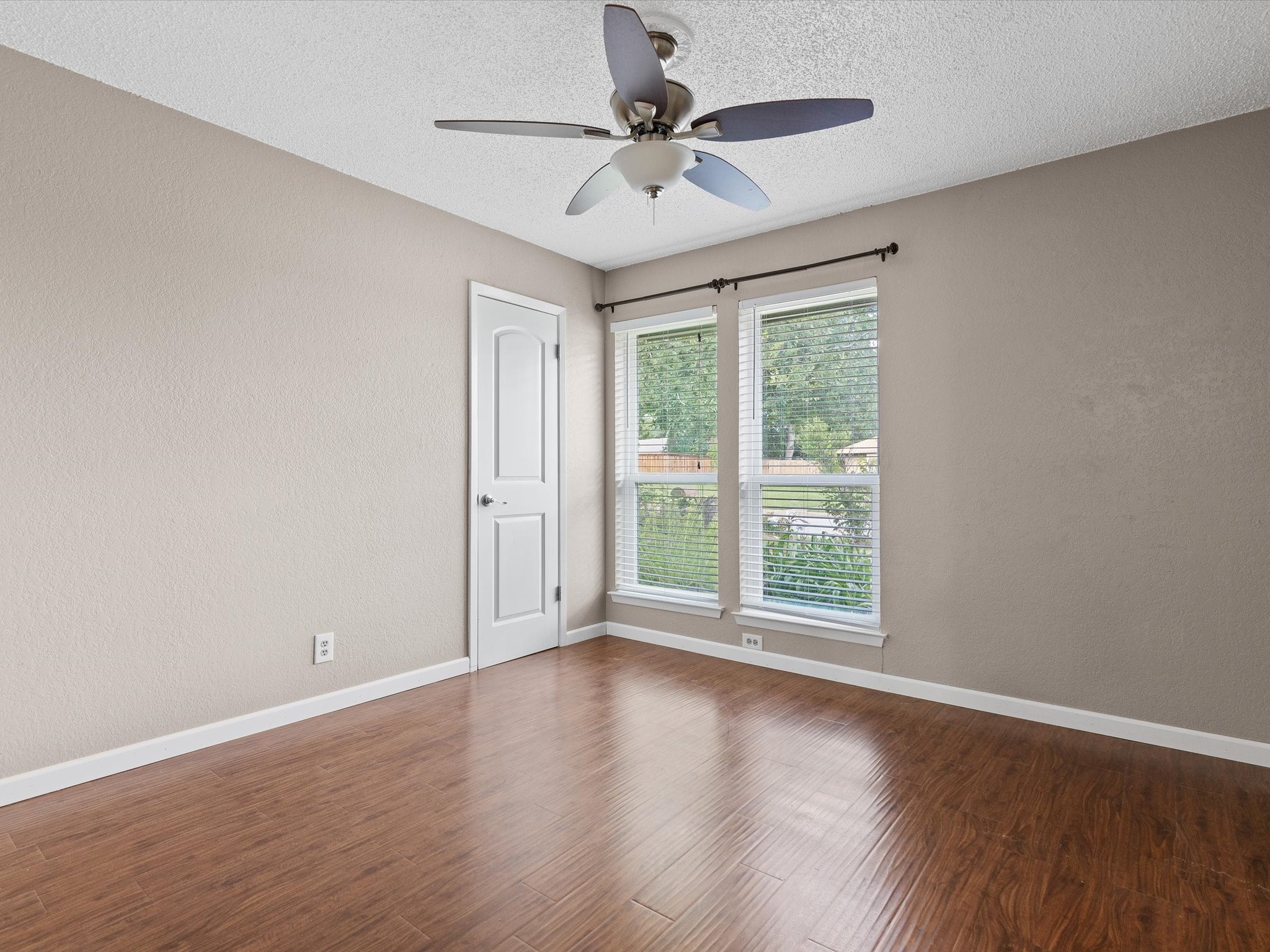 312 Rim Rock Drive